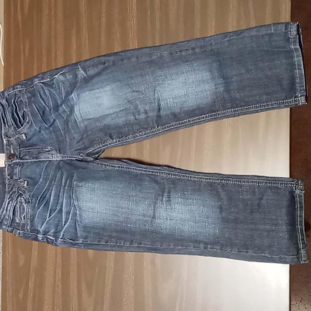Canyon River Blues Jean Size 6 w 22in Inseam w Design Back Pocket Stitching